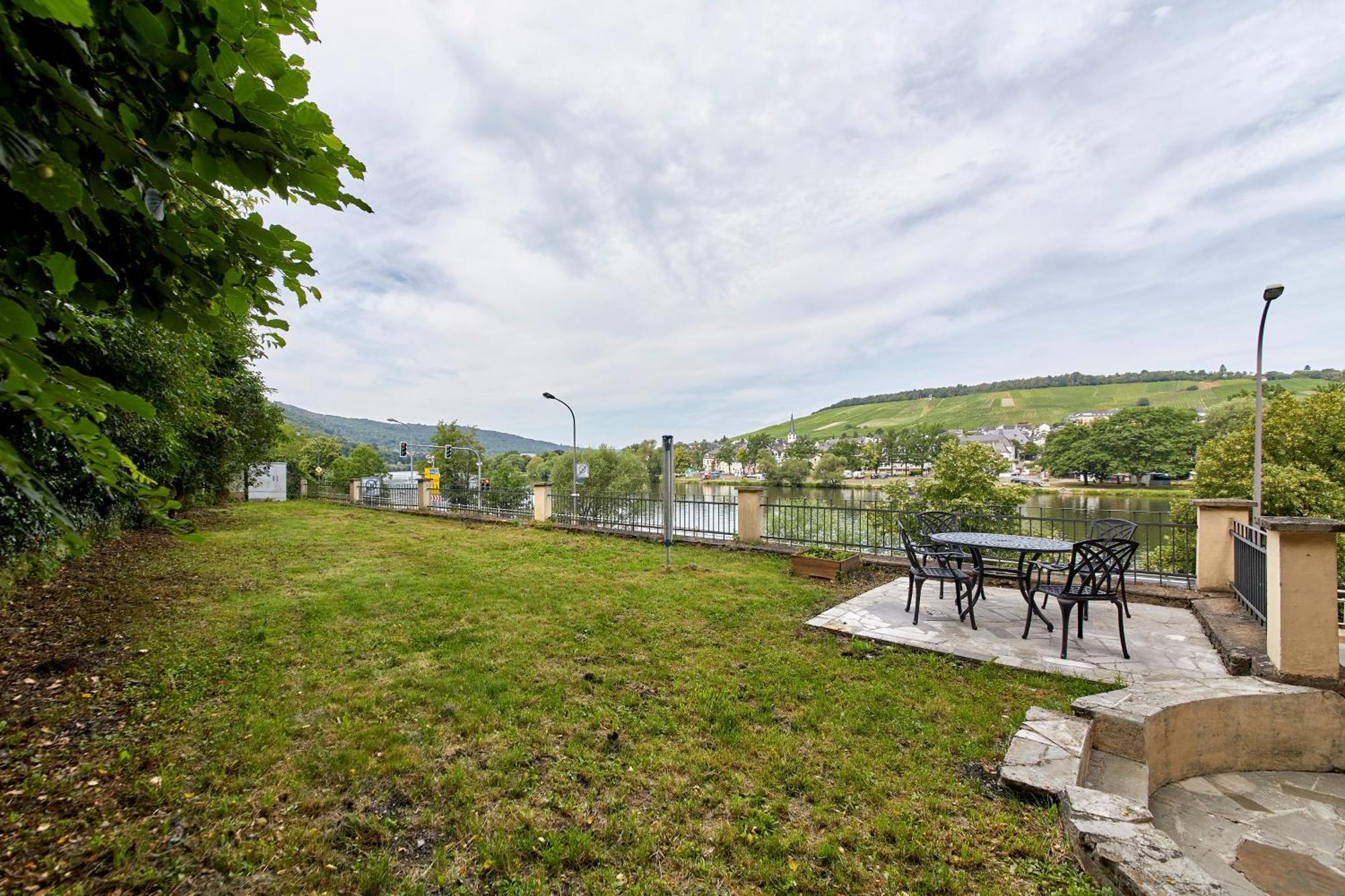 Moselblick Lejlighed Bernkastel-Kues Eksteriør billede
